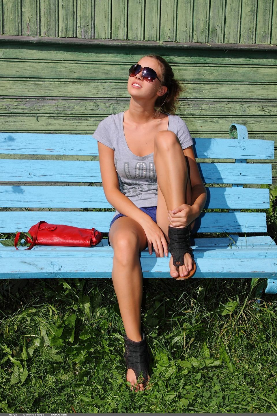 Imagen etiquetada con: Antonio Clemens - Henry Sharpe, Brunette, Domai, Legs, Marya, Meet Me, Russian, Safe for work