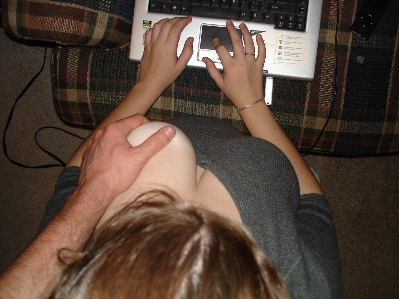 Imagen etiquetada con: Brunette, Busty, Sexy Wallpaper, Boobs