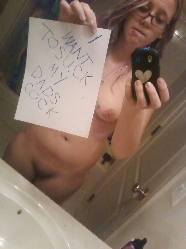 Imagen etiquetada con: Mirror, Redhead, Selfie, Boobs, Tummy