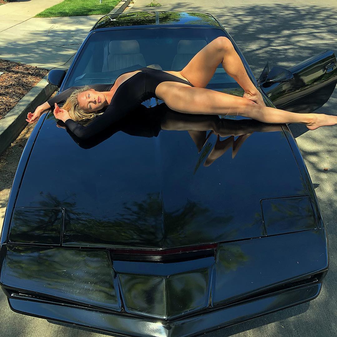 Imagen etiquetada con: Skinny, Abby Neff, American, Blonde, Legs, Cute