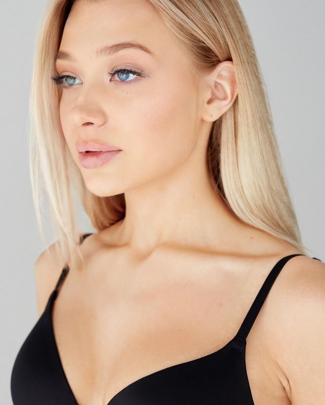 Imagen etiquetada con: Skinny, Angelie Dolly - Angelica Elishes - Анжелика Элишес, Blonde, Eyes, Russian