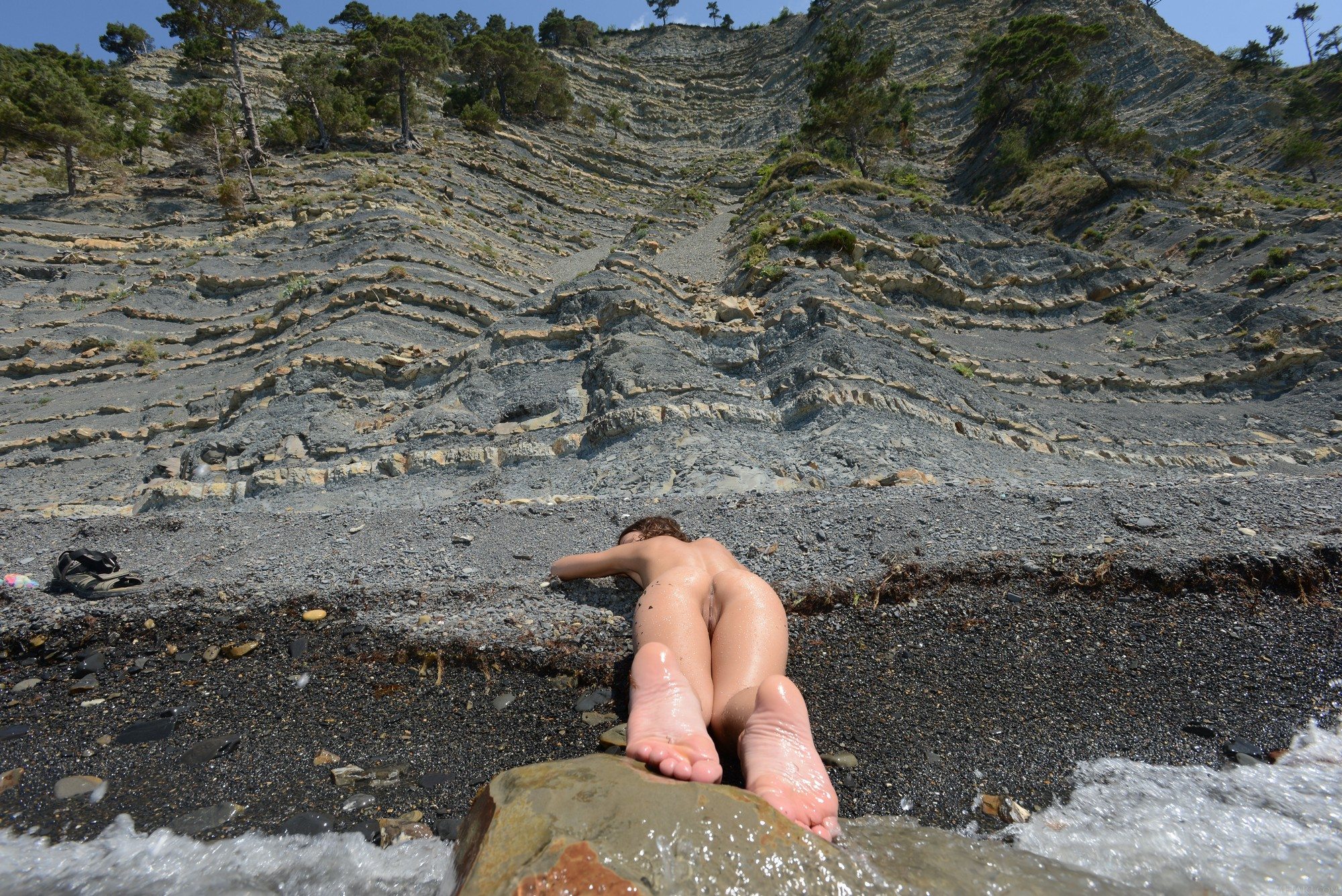 Imagen etiquetada con: Skinny, Brunette, Foxy Di - Nensi B - Medina U, MET Art, Mikhail Paramonov - Paromov, Nature, Nyuso, Russian