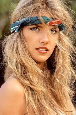 Imagen etiquetada con: American, Blonde, Eyes, Playboy, Terri Welles, Face, Safe for work