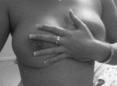 Imagen etiquetada con: Boobs, Black and White