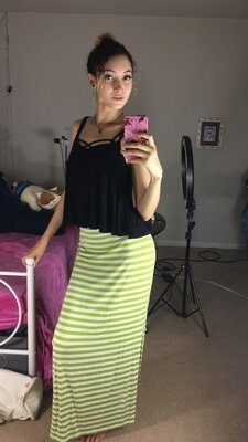 Imagen etiquetada con: Bambii Bonsai, Brunette, Camgirl, Chaturbate, nood.tv, Selfie