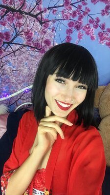 Imagen etiquetada con: Bambii Bonsai, Brunette, Camgirl, Chaturbate, nood.tv