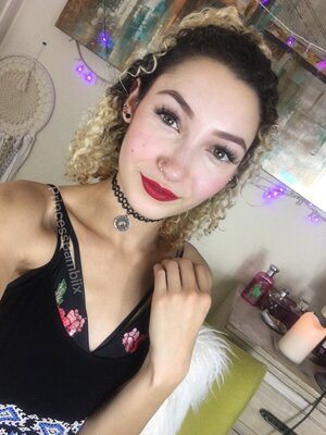 Imagen etiquetada con: Bambii Bonsai, Brunette, Camgirl, Chaturbate, nood.tv