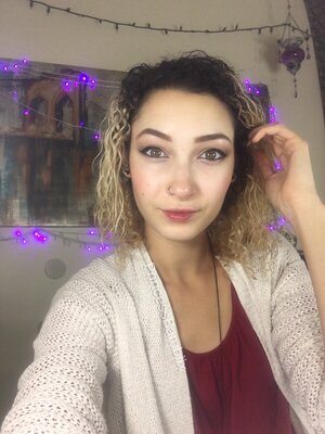 Imagen etiquetada con: Bambii Bonsai, Brunette, Camgirl, Chaturbate, nood.tv