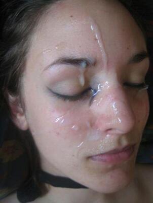 Imagen etiquetada con: Brunette, Cumshot, Close-up, Face, Facial