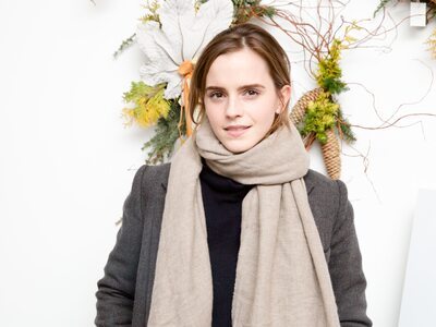 Imagen etiquetada con: Brunette, Emma Watson, Celebrity - Star, Cute, English, Safe for work, Sexy Wallpaper