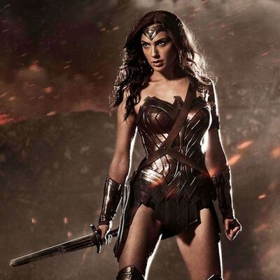 Imagen etiquetada con: Brunette, Gal Gadot, Celebrity - Star, Cosplay, Israeli, Safe for work