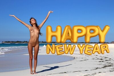 Imagen etiquetada con: Brunette, Katya Clover - Mango A, Cute, Happy New Year, Legs, Russian, Sexy Wallpaper, Small Tits, Tummy