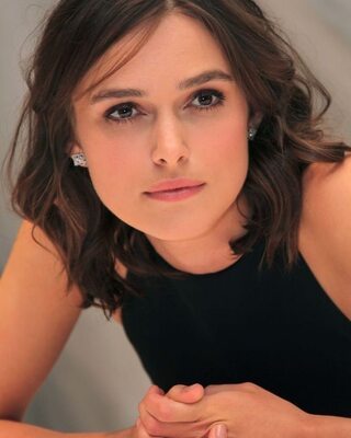 Imagen etiquetada con: Brunette, Keira Knightley, Celebrity - Star, Cute, English, Eyes, Face