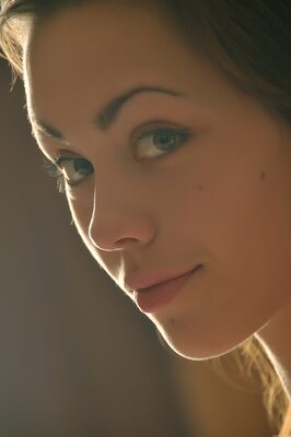 Imagen etiquetada con: Brunette, MET Art, Rich A, Tesojis, Close-up, Cute, Eyes, Face, Safe for work, Ukrainian