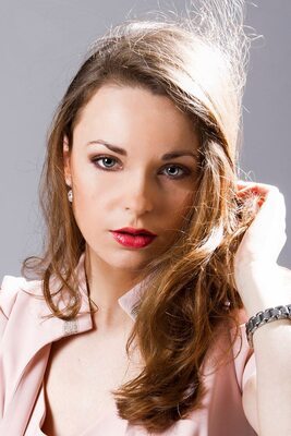 Imagen etiquetada con: Brunette, Olga Zelenko, Belarusian, Cute, Eyes, Face, Mouth, Safe for work