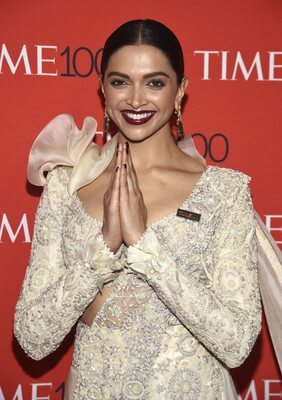 Imagen etiquetada con: Deepika Padukone, Brunette, Indian, Celebrity - Star, Safe for work
