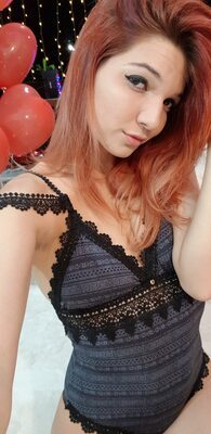 Imagen etiquetada con: Camgirl, Chaturbate, Jessy loollypop, Redhead, nood.tv