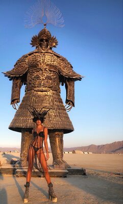 Imagen etiquetada con: Skinny, Abby Neff, American, Blonde, Legs, Cute