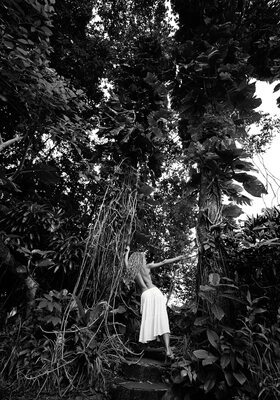 Imagen etiquetada con: Skinny, Ana Dias, Bird of Paradise, Black and White, Julia Yaroshenko, Playboy, Redhead, Art, Cute, Nature, Russian
