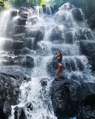 Imagen etiquetada con: Skinny, Angelie Dolly - Angelica Elishes - Анжелика Элишес, Blonde, Nature, Russian, Waterfall