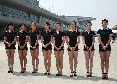 Imagen etiquetada con: Skinny, Asian, 8 girls, Legs, Shy