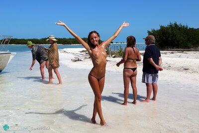 Imagen etiquetada con: Skinny, Bikini Life Trip to Iguana Island, Blonde, Katya Clover - Mango A, katya-clover.com, Beach, Bikini, Cute, Legs, Monokini, Russian, Sexy Wallpaper, Small Tits, Smiling, Tanned