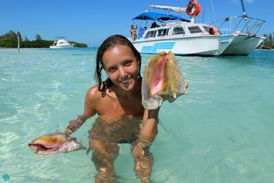 Imagen etiquetada con: Skinny, Bikini Life Trip to Iguana Island, Blonde, Katya Clover - Mango A, katya-clover.com, Bikini, Boat, Eyes, Russian, Sexy Wallpaper, Small Tits, Smiling