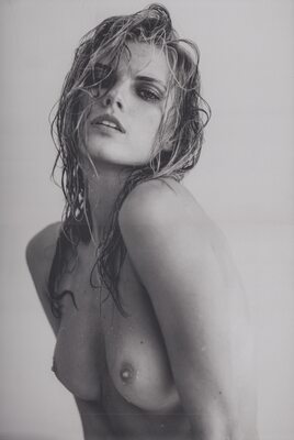 Imagen etiquetada con: Skinny, Black and White, Blonde, Maryna Linchuk, Belarusian, Boobs, Celebrity - Star, Cute, Eyes