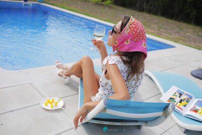 Imagen etiquetada con: Skinny, Blonde, Cafe Society, Katya Clover - Mango A, Legs, Russian, Sexy Wallpaper, katya-clover.com, Cute, Pool, Safe for work