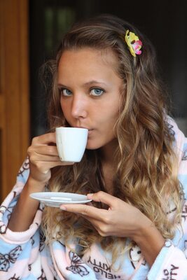 Imagen etiquetada con: Skinny, Blonde, Eyes, Good Morning, Katya Clover - Mango A, Russian, X-Art, Cute, Safe for work