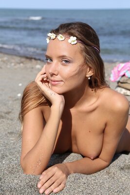 Imagen etiquetada con: Skinny, Blonde, Katya Clover - Mango A, MET Art, Ritoua, Beach, Russian