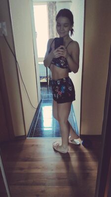 Imagen etiquetada con: Skinny, Brunette, Camgirl, Chaturbate, MeowMeowMay, OnlyFans, Mirror, Selfie