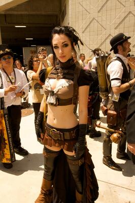 Imagen etiquetada con: Skinny, Brunette, Cosplay, Tummy