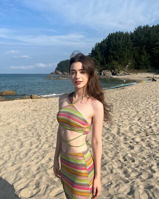 Imagen etiquetada con: Skinny, Brunette, Dasha Taran, Beach, Cute, Russian, Safe for work, Tummy