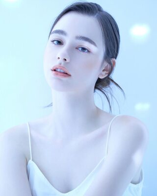 Imagen etiquetada con: Skinny, Brunette, Dasha Taran, Cute, Eyes, Mouth, Russian, Safe for work