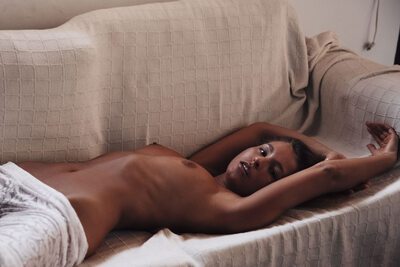 Imagen etiquetada con: Skinny, Brunette, Jörg Billwitz, Marisa Papen, Port de Sant Miquel, Art, Belgian, Cute, Sexy Wallpaper, Small Tits, Tummy