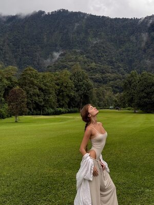 Imagen etiquetada con: Skinny, Brunette, Nature, Russian, Veronika Safronenko - Vero Hanberg - verohanberg, Cute