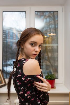 Imagen etiquetada con: Skinny, Lapa, Redhead, Teen Porn Storage, Watch Me, Braid, Cute, Eyes, Russian, Shy